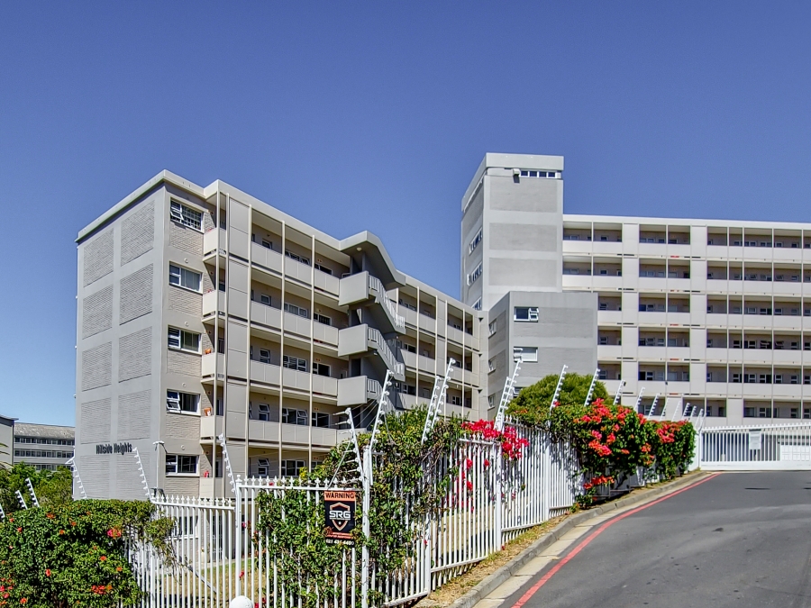 2 Bedroom Property for Sale in Green Point Western Cape